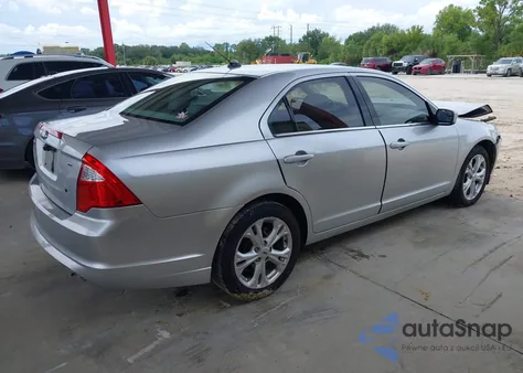 2012 Ford Fusion Se z USA, uszkodzony, nr VIN 3FAHP0HA7CR240703